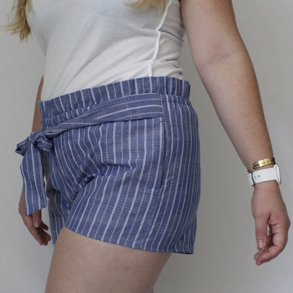 Blue Striped Front Tie Shorts - Picture 3 of 4